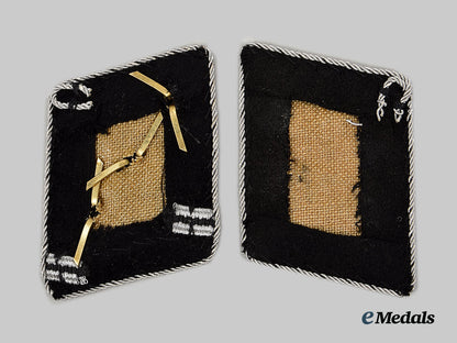 germany,_ss._a_set_of_waffen-_ss_obersturmführer_collar_tabs_ai1_8739_1