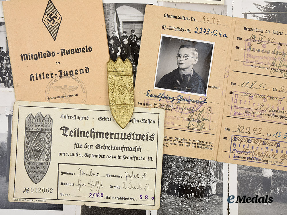 germany,_hj._a_mixed_lot_of_identity_cards,_photos,_and_awards_ai1_8851