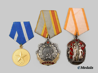 russia,_soviet_union;_a_lot_of_medals&_decorations_ai1_8855_1