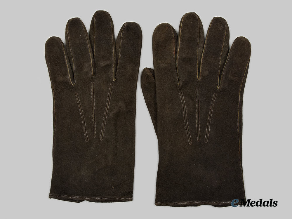 germany,_heer._a_pair_of_officer’s_gloves_ai1_8883_1