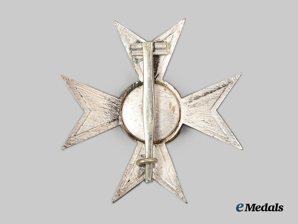 germany,_imperial._an_honour_badge_of_the_hanseatic_red_cross,_ii_class_with_case,_by_gebrüder_godet_ai1_8926