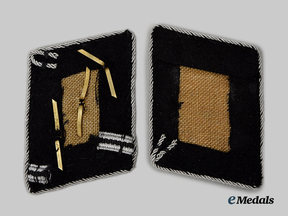germany,_ss._a_set_of_waffen-_ss_obersturmführer_collar_tabs_ai1_9110_1