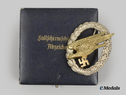 germany,_luftwaffe._a_fallschirmjäger_badge,_with_case,_by_imme&_sohn_ai23_cbb_7482