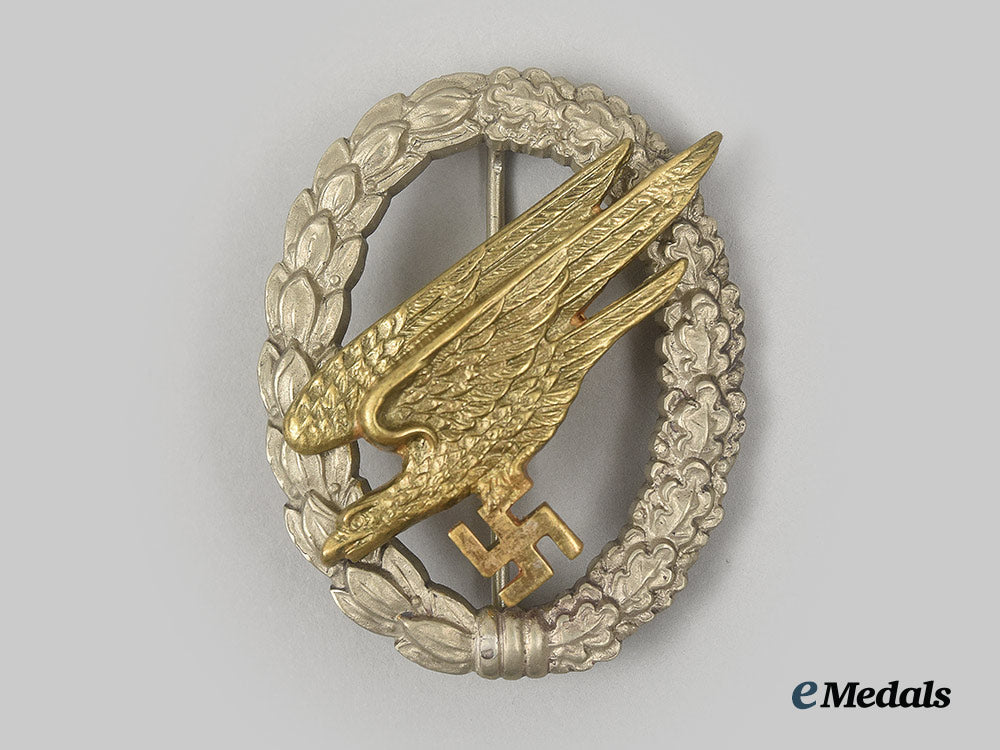 germany,_luftwaffe._a_fallschirmjäger_badge,_with_case,_by_imme&_sohn_ai23_cbb_7483