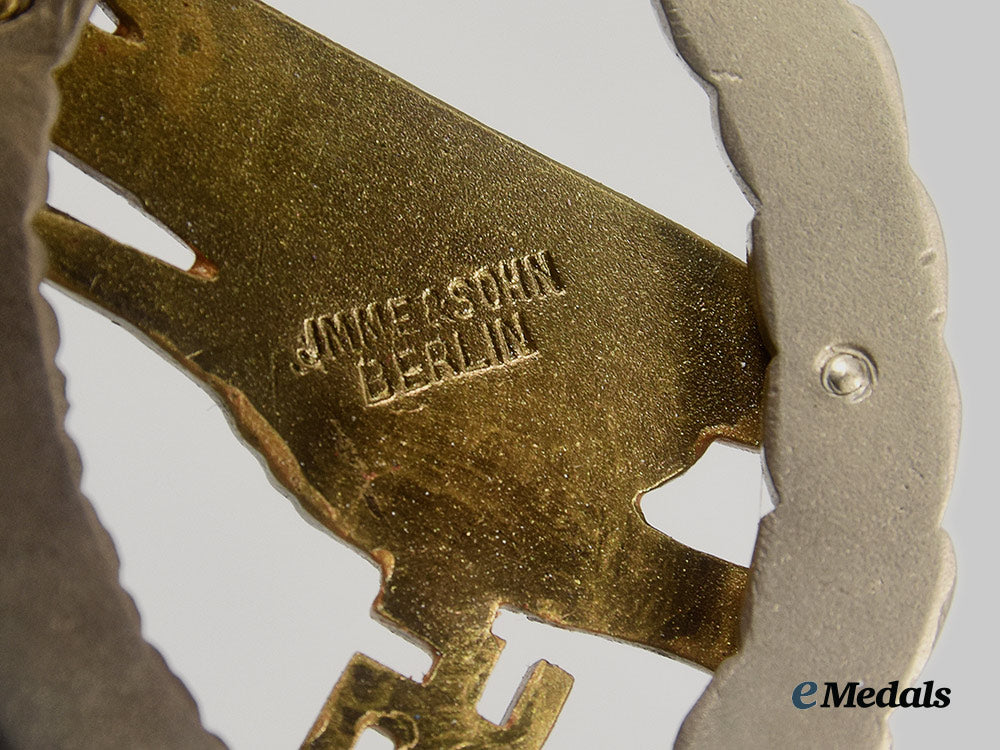 germany,_luftwaffe._a_fallschirmjäger_badge,_with_case,_by_imme&_sohn_ai23_cbb_7486