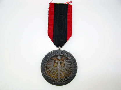 order_of_the_black_eagle–_merit_medal_al910001