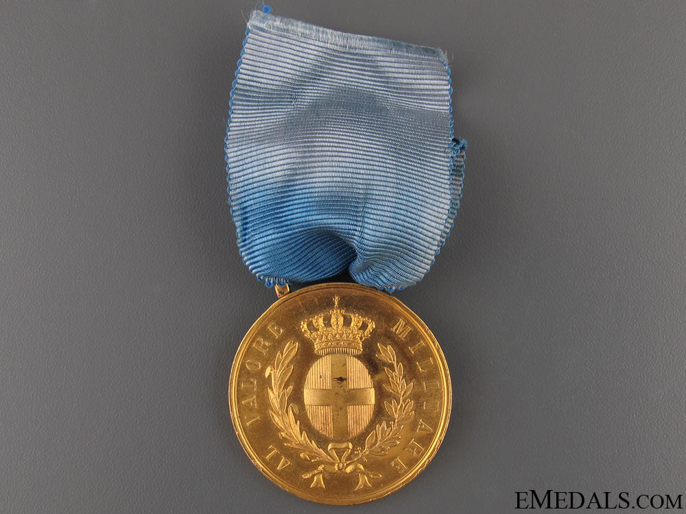 al_valore_militare–_gold_medal_al_valore_milita_520a4d6880b2a