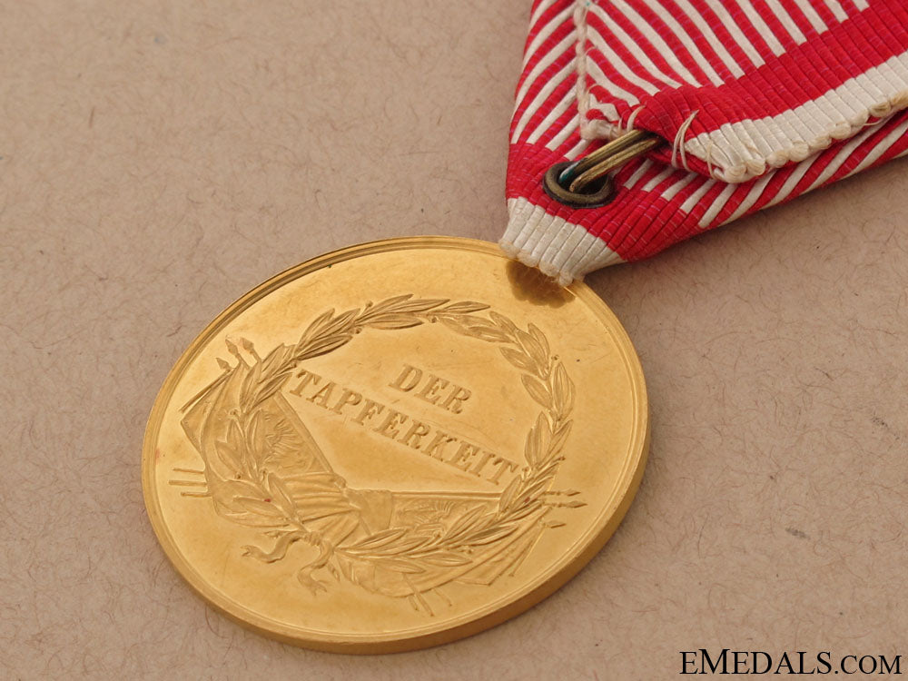 golden_bravery_medal–_in_gold_ambm1000g