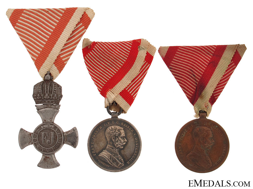 three_austrian_awards_ambm966