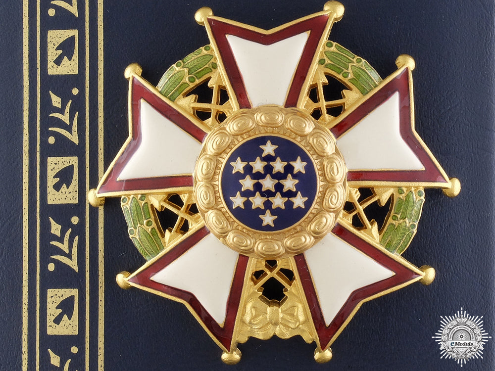an_american_legion_of_merit;_chief_commander_an_american_legi_54a2dbdf44043