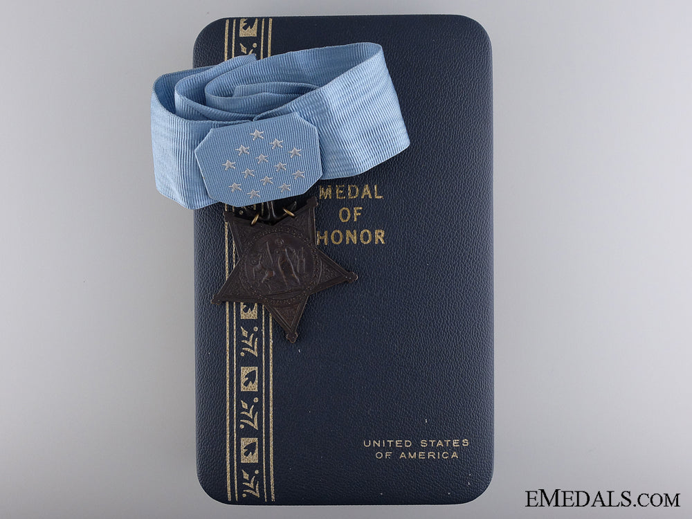 united_states._an_american_navy_issue_medal_of_honor;1964-_present_an_american_navy_543ec97acd491