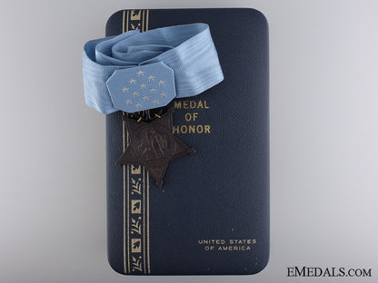 united_states._an_american_navy_issue_medal_of_honor;1964-_present_an_american_navy_543ec97acd491