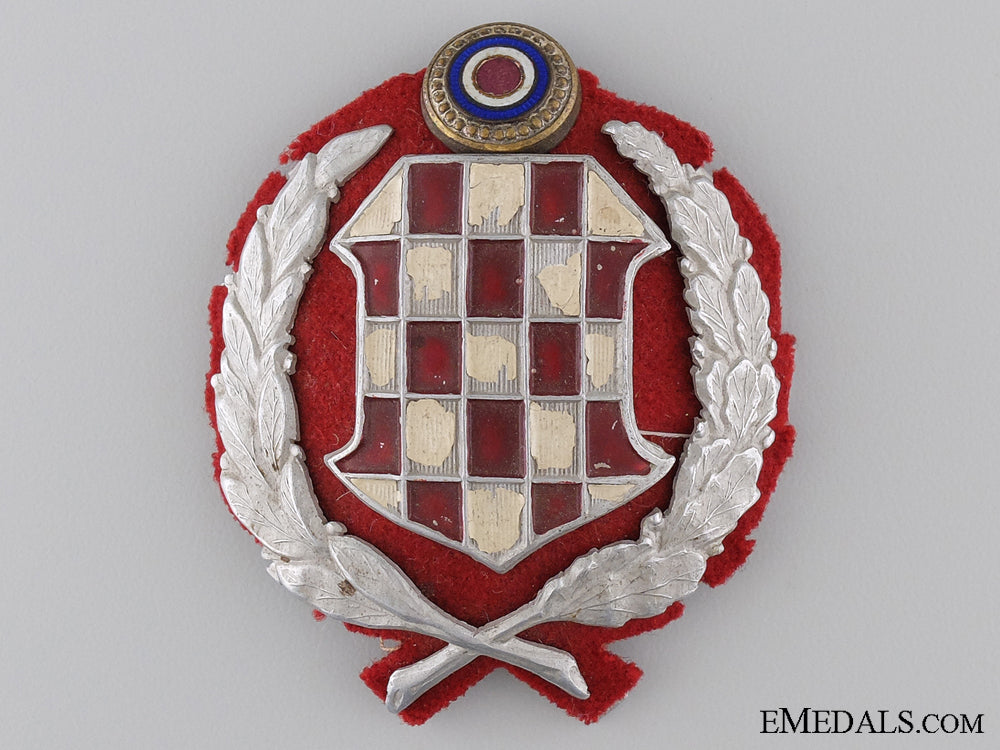 an_early_croatian_wwii_period_gendarmerie_cap_badge_an_early_croatia_53e24e7c64108