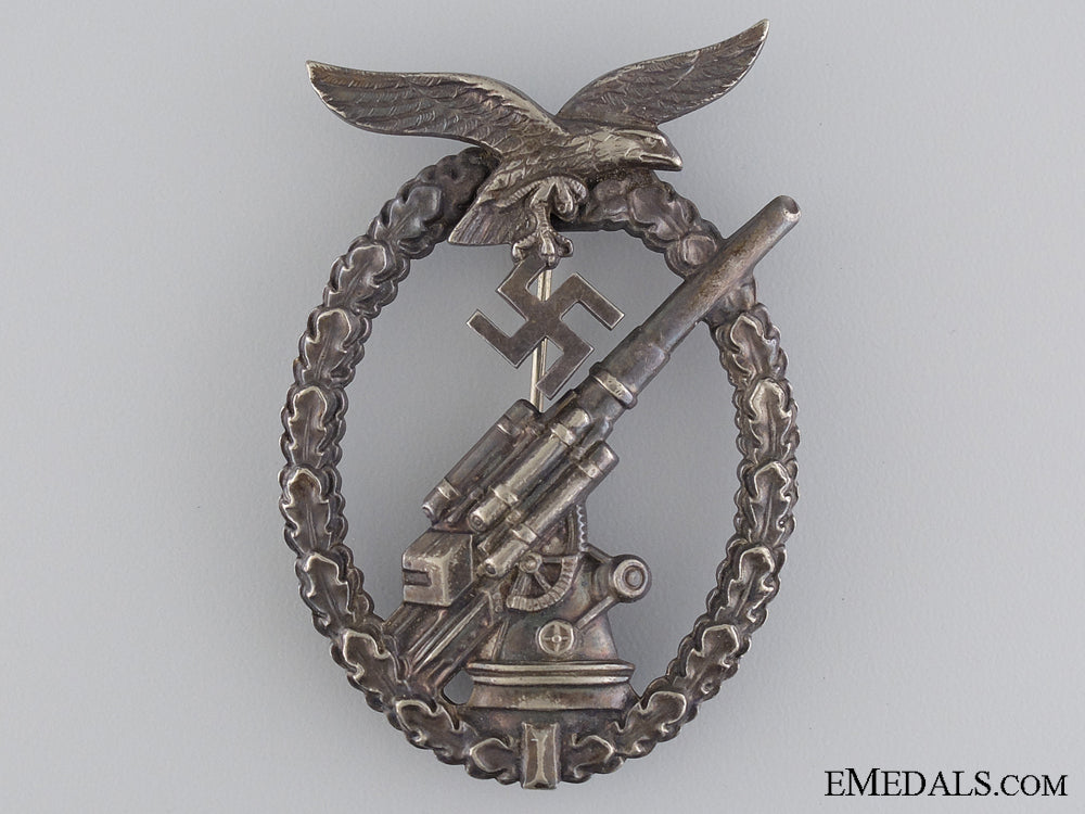 an_early_war_luftwaffe_flak_badge_an_early_war_luf_53f65426e0c37