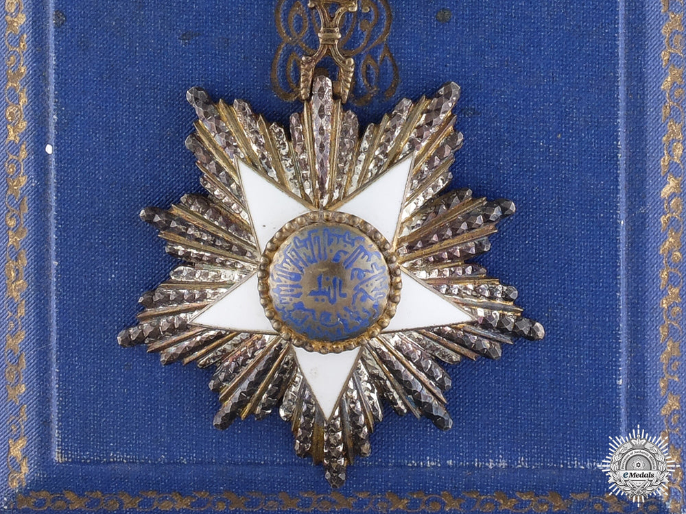 an_egyptian_order_of_the_nile;4_th_class_by_lattes_of_cairo_an_egyptian_orde_54a2f6e256aa7