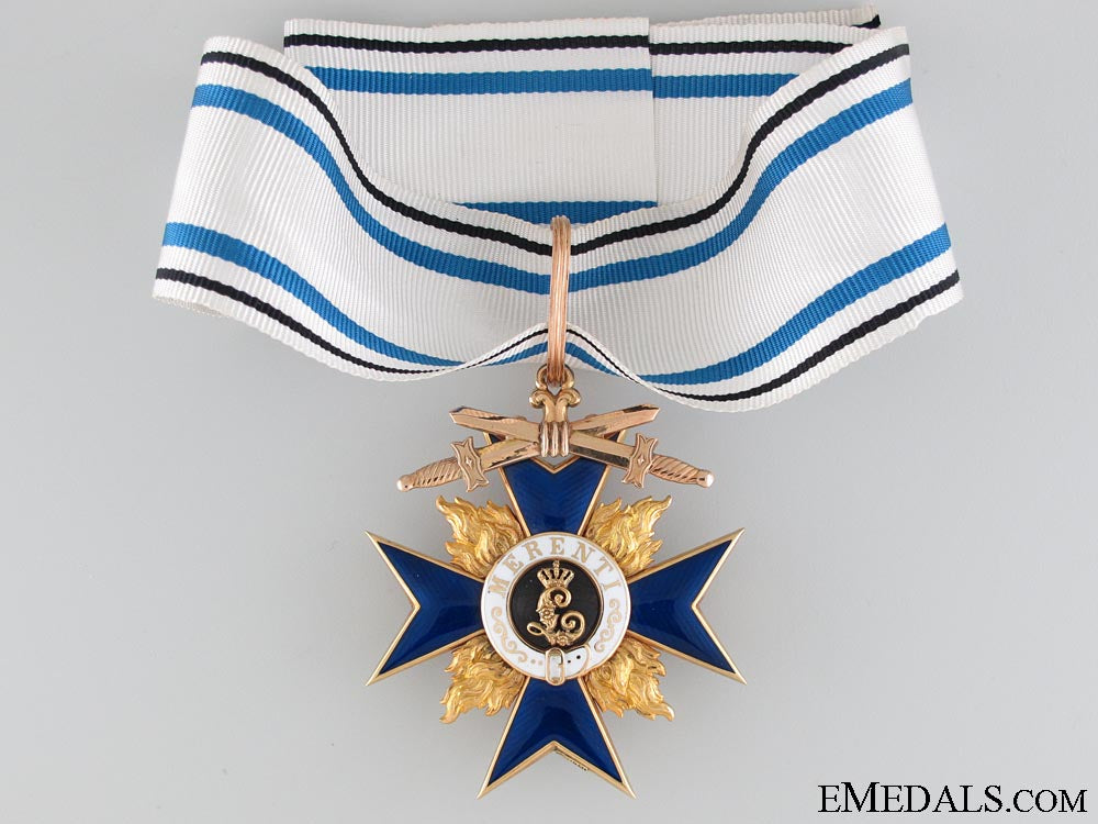 an_exquisite_bavarian_military_merit_cross_in_gold;2_nd_class_an_exquiste_bava_52e29878be4ba