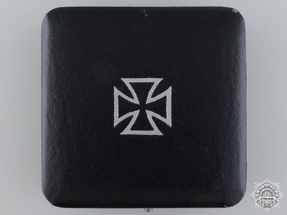 an_iron_cross_first_class1939_case_an_iron_cross_fi_5498279b84576