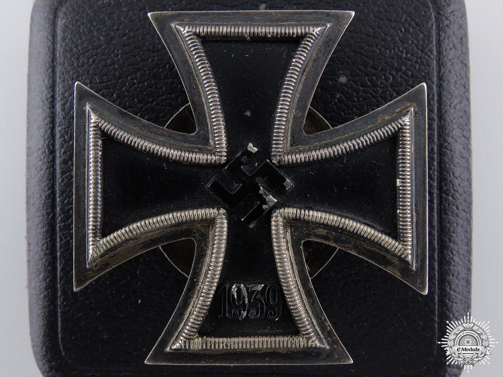 an_iron_cross_first_class1939_with_ldo_case_an_iron_cross_fi_54e38886c1161