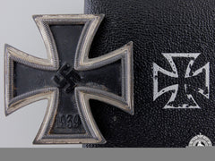 An Iron Cross First Class 1939; Maker 6