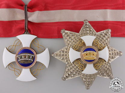 an_italian_order_of_the_crown;_grand_officer_set_an_italian_order_55770f05899da