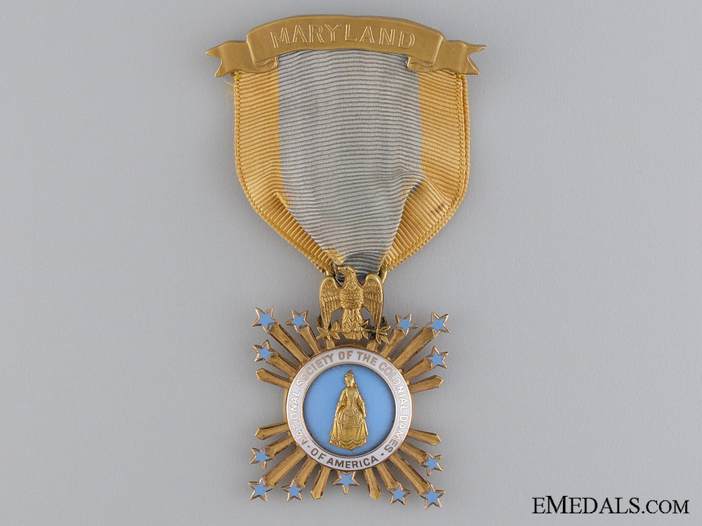 an_maryland_colonial_dames_of_america_membership_badge_in_gold_an_maryland_colo_5449344a082cc