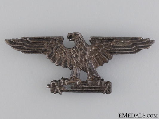 an_officer’s_peaked_cap_badge_of_the_italian_ss_an_officer___s_p_543d2e7d533f5