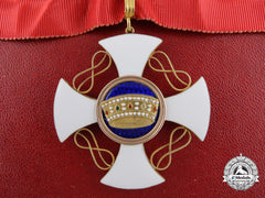 An Order Of The Crown Of Italy In Gold; Commander With Case