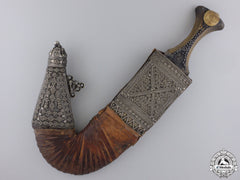 An Ornate Yemeni Jambiya