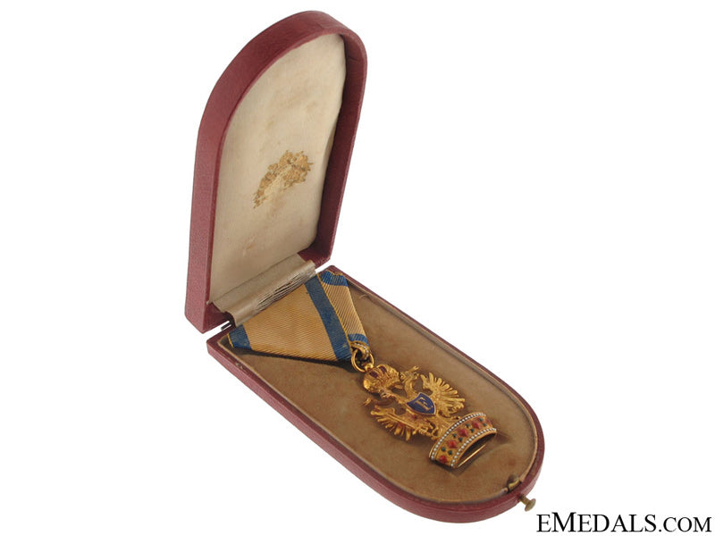 order_of_the_iron_crown_ao1380004