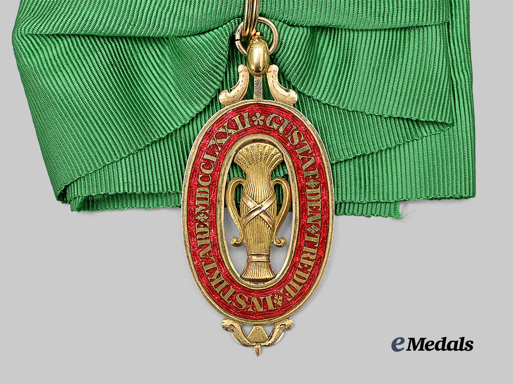 sweden,_kingdom._an_order_of_vasa,_i_class_commander_in_gold_e_medals__m0332-76_5