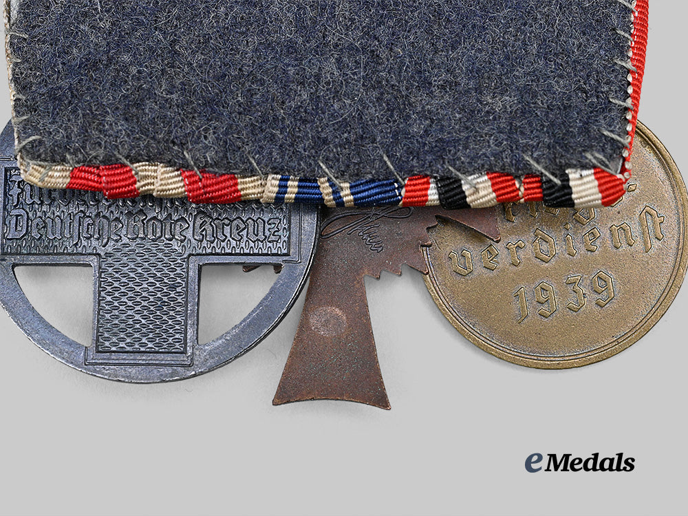 germany,_third_reich._a_rare_mother’s_cross_medal_bar_for_services_to_the_red_cross_and_war_effort_e_medals__g62689_5