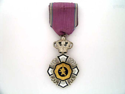 royal_order_of_the_lion_b1160001