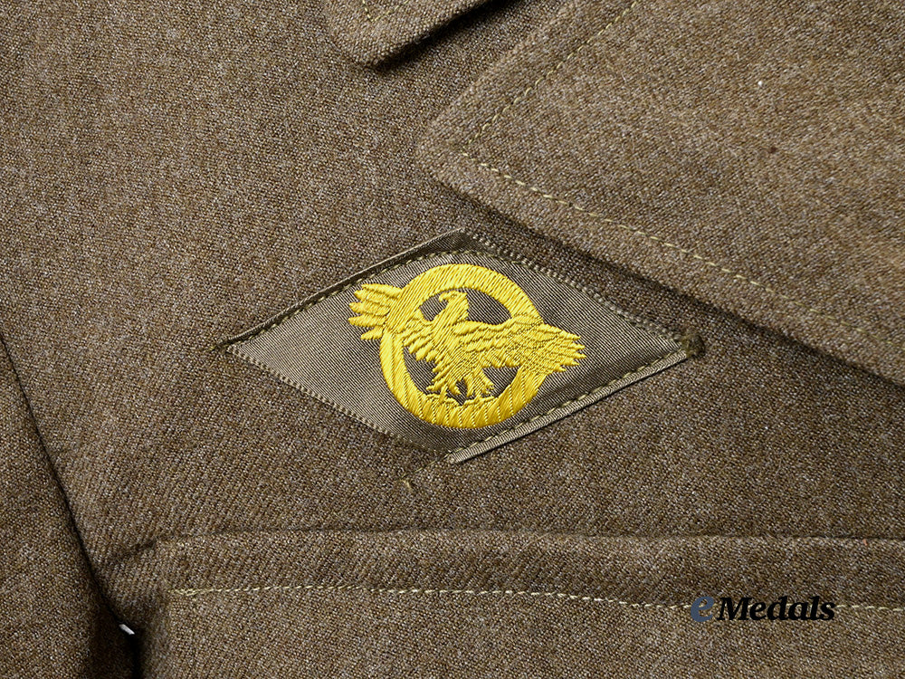 united_states._a7th_army_a_d_s_e_c_eisenhower_jacket_e_medals__w8598_8