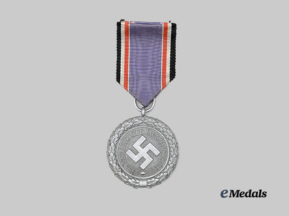 germany,_third_reich._an_air_defence_honour_decoration,_i_i_class_medal,_with_case_e_medals__g61764_5