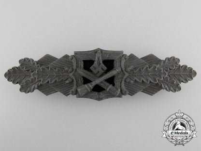 a_bronze_grade_close_combat_clasp_by_steinhauer&_luck_b_0256
