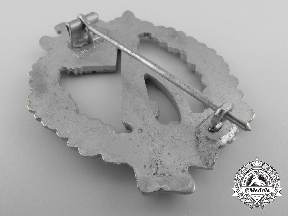 a_silver_grade_infantry_badge_by_sohni,_heubach&_company_b_0299_1