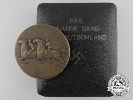 a1938_nsdap“_braune_band”_medal_with_case_b_0558