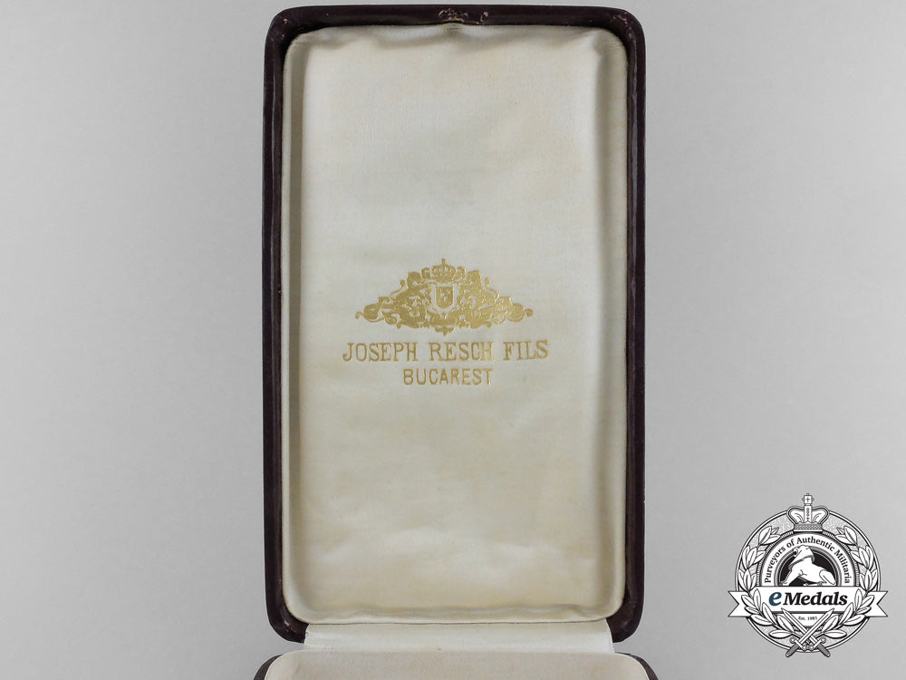 an_order_of_the_star_of_romania;_commander_with_crossed_swords&_case_b_0596