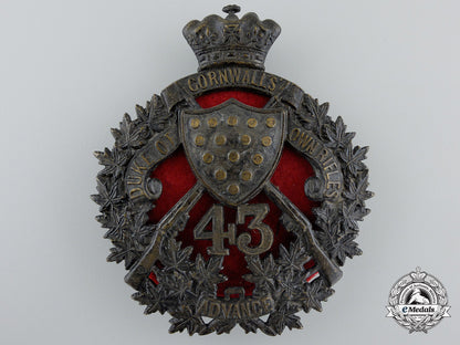 a43_rd_canadian_regiment_of_militia(_the_duke_of_cornwall's_own_rifles)_helmet_plate,_c.1907_b_066