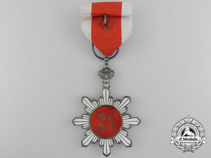 a_chinese_order_of_the_golden_grain;_officer,4_th_class_with_case_b_0669