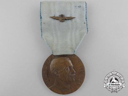 an_italian_air_force_long_service_medal;_bronze_grade_for_ten_years'_service_b_0703