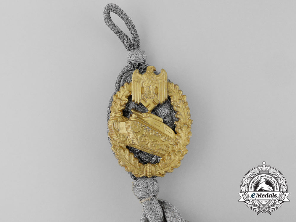 a_panzer_marksman_lanyard;_gold_grade_b_0943