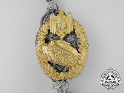 a_panzer_marksman_lanyard;_gold_grade_b_0944