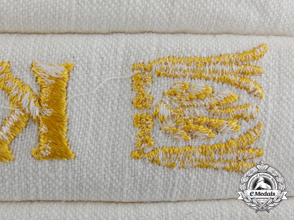 a_tunic_removed_kreta_campaign_cufftitle_b_1354