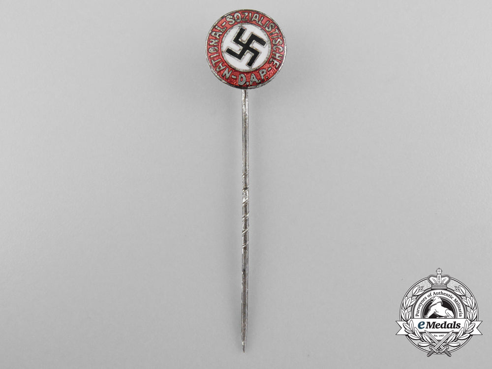 an_nsdap_members_badges;_small_early_version_b_1355