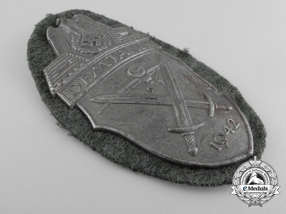 an_army_issue_demjansk_shield_b_1473
