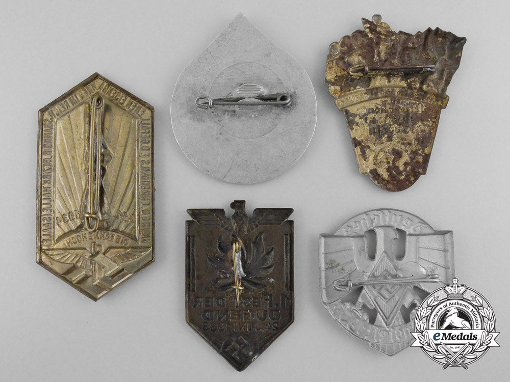 five_second_war_period_german_badges&_tinnies_b_1718