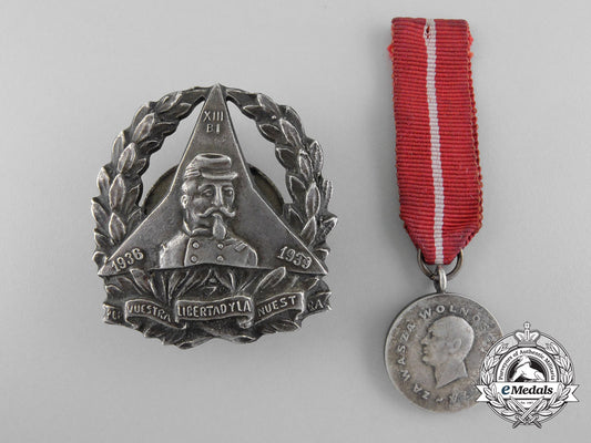 two_rare_polish_spanish_civil_war_decorations1936-1939_b_1793