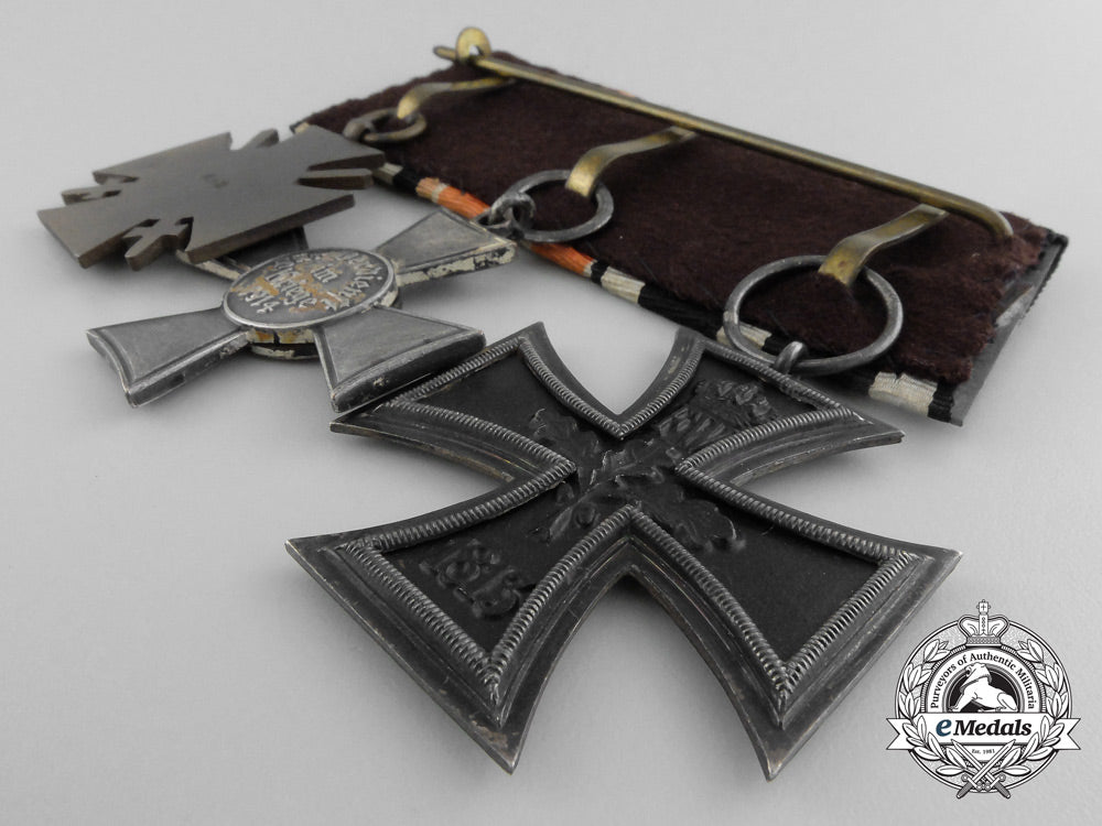 an_wwi_iron_cross_medal_pair;_marked_godet&_söhn_b_1832