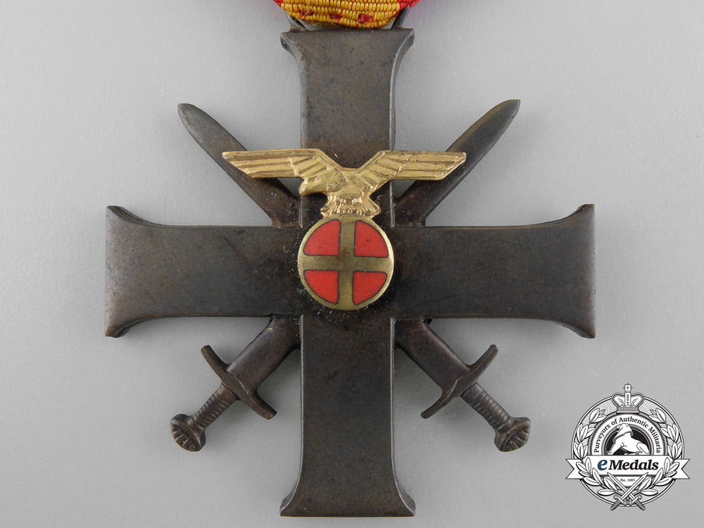 norway,_occupied_territory._a_merit_cross_with_swords,_ii_class_cross_with_case_b_1996